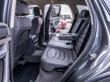 Volkswagen TOUAREG V6 - 3.0 TDI 231CP DSG 4Motion Atmosphere