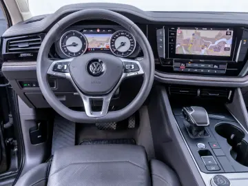 Volkswagen TOUAREG V6 - 3.0 TDI 231CP DSG 4Motion Atmosphere