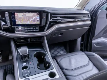 Volkswagen TOUAREG V6 - 3.0 TDI 231CP DSG 4Motion Atmosphere