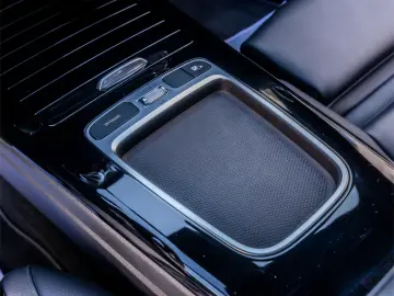 MERCEDES-BENZ A 250 e 8G-DCT Progressive 218cp Facelift