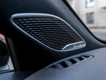 MERCEDES-BENZ A 250 e 8G-DCT Progressive 218cp Facelift