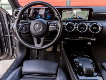 Mercedes A 180d 116 cp BUSINESS SOLUTION 7G - DCT