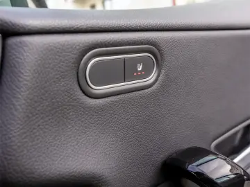 Mercedes A 180d 116 cp BUSINESS SOLUTION 7G - DCT