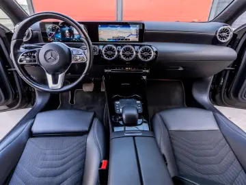 Mercedes A180 136 cp Cutie automata 7G - DCT 1.4 benzina