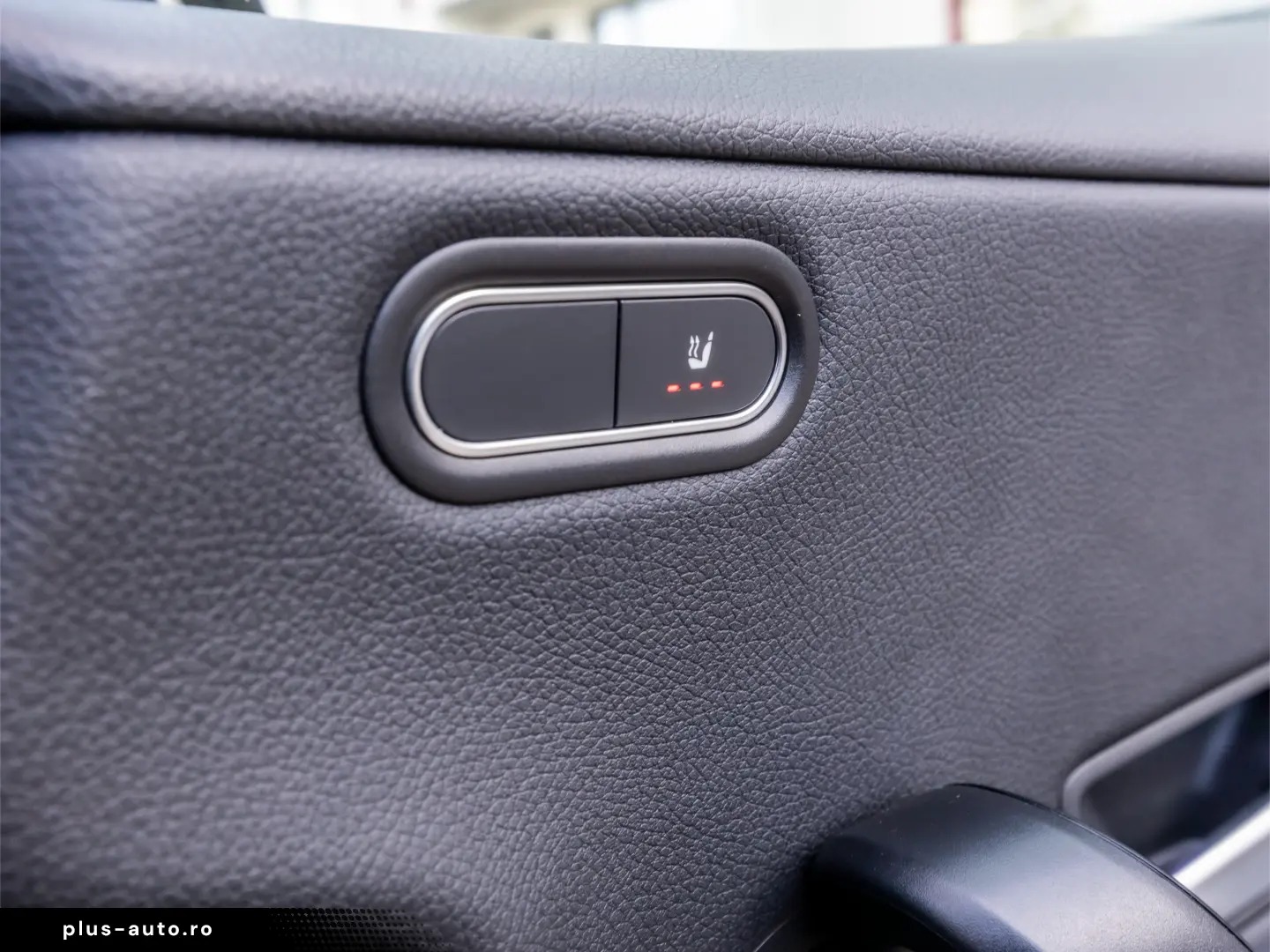 Mercedes A180 136 cp Cutie automata 7G - DCT 1.4 benzina