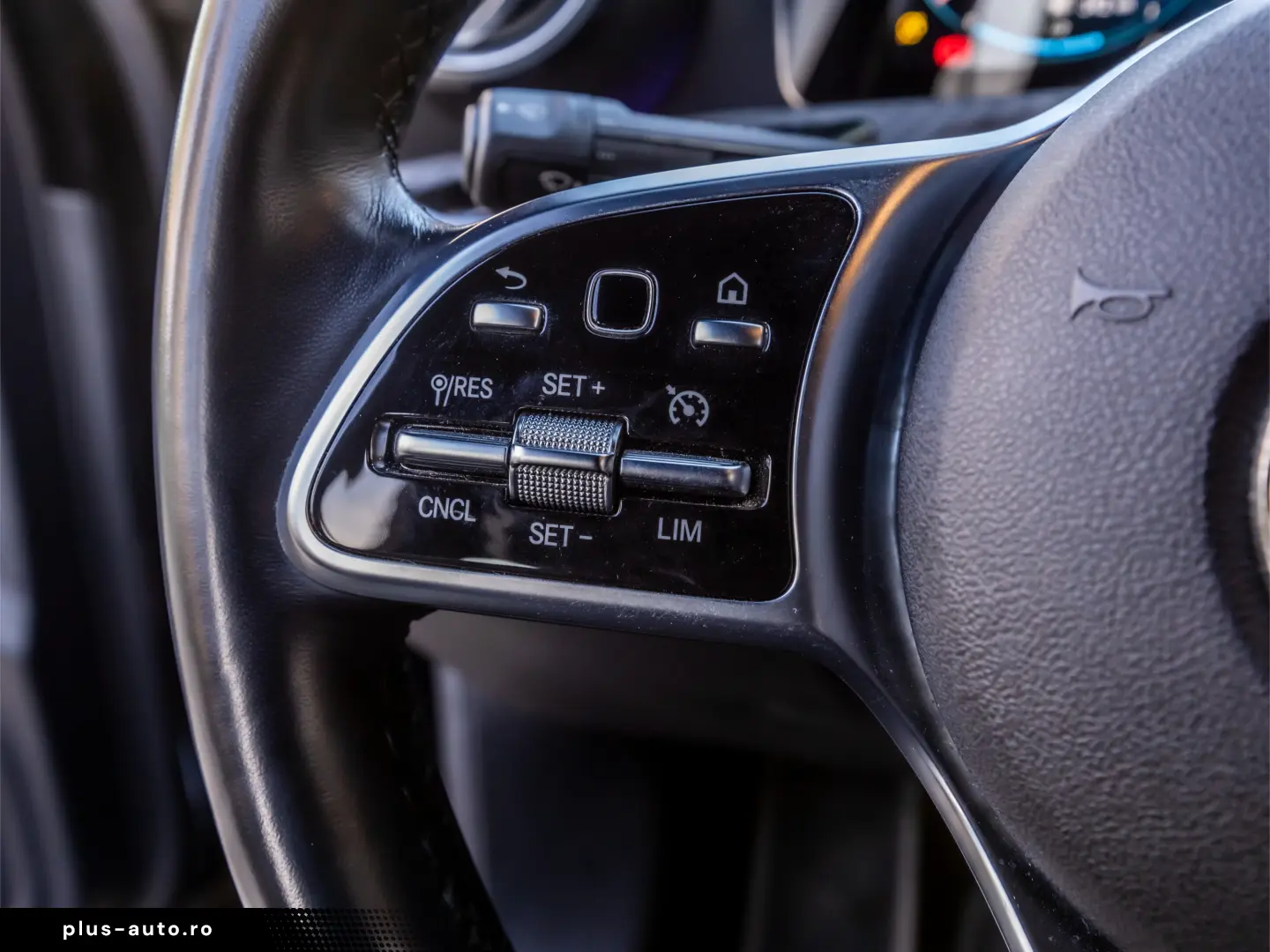 Mercedes A180 136 cp Cutie automata 7G - DCT 1.4 benzina