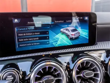 Mercedes A180 136 cp Cutie automata 7G - DCT 1.4 benzina