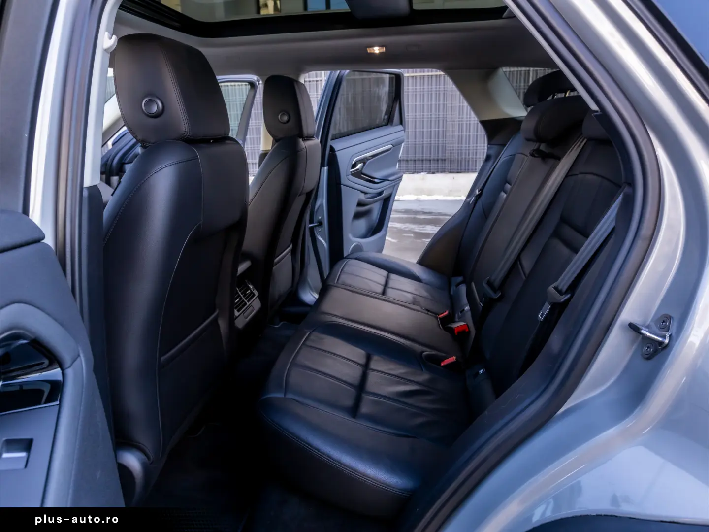 Range Rover Evoque P300 PHEV S 4x4 Plug-in Hybrid 309 cp