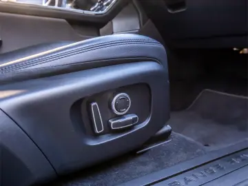 Range Rover Evoque P300 PHEV S 4x4 Plug-in Hybrid 309 cp