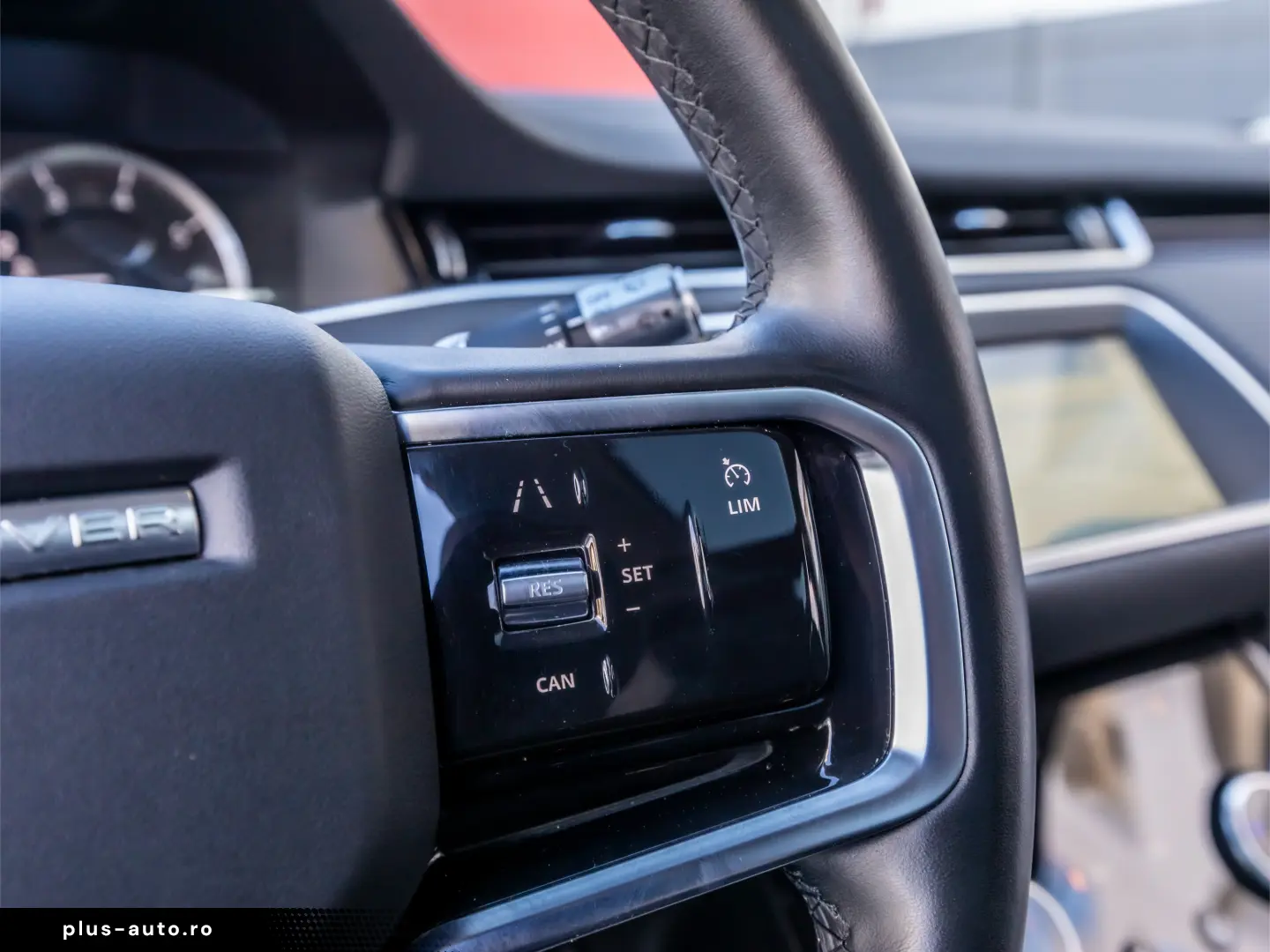 Range Rover Evoque P300 PHEV S 4x4 Plug-in Hybrid 309 cp