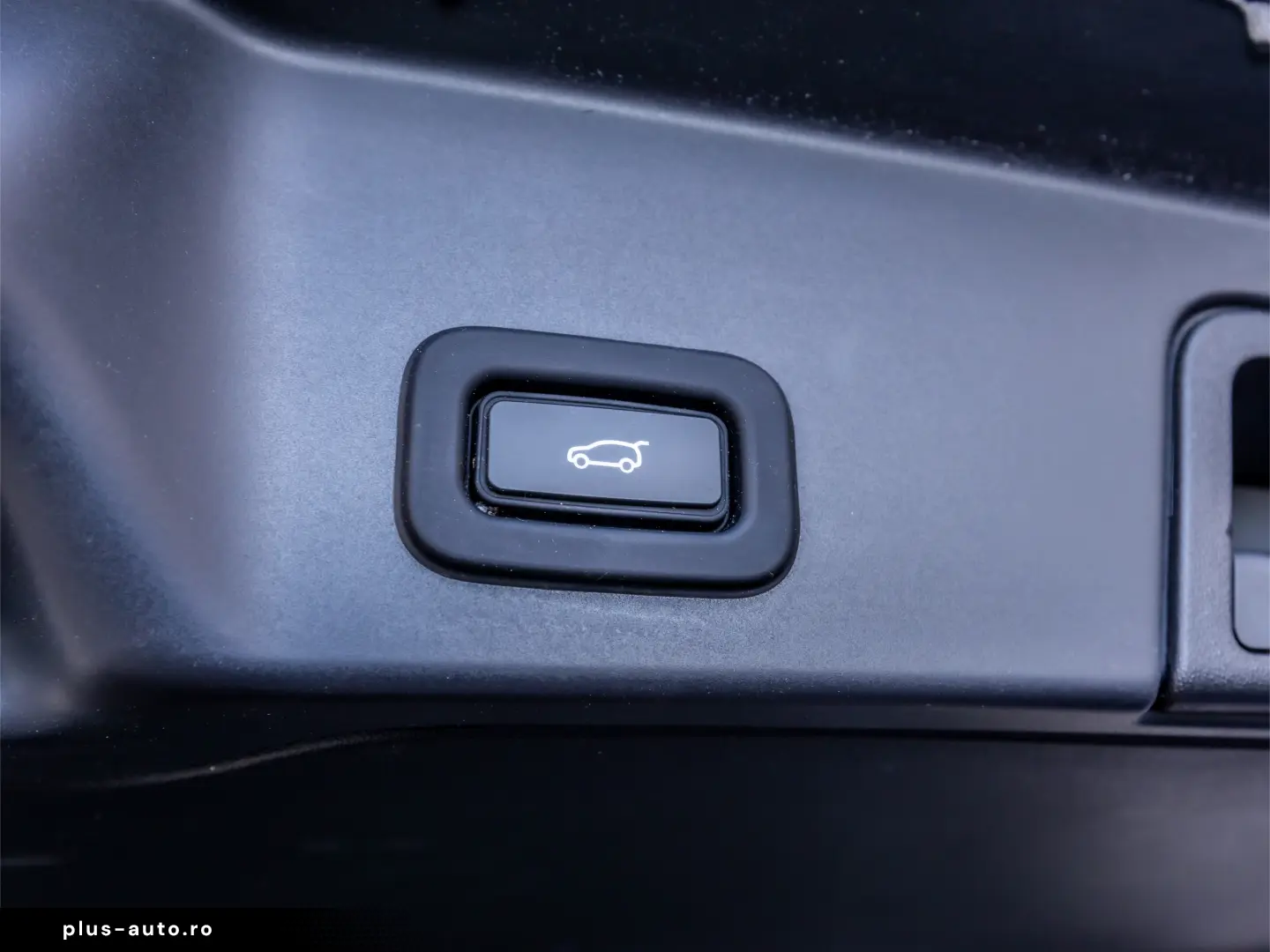 Range Rover Evoque P300 PHEV S 4x4 Plug-in Hybrid 309 cp