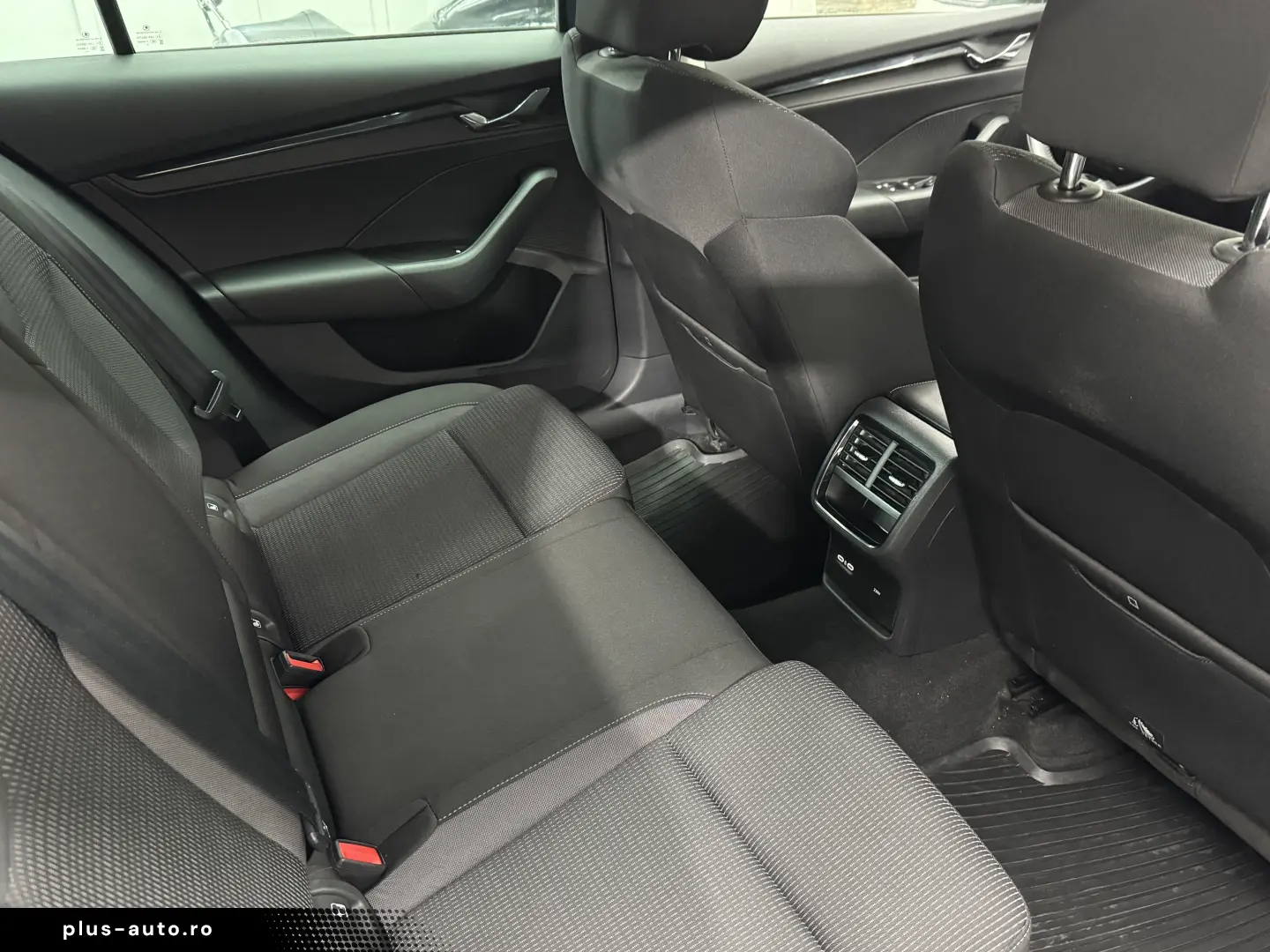 Skoda Octavia Combi 2.0 TDI DSG Ambition