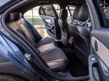 MERCEDES-BENZ C 220d BlueTEC 7G-TRONIC Avantgarde 170cp