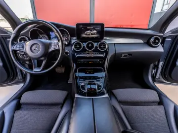 MERCEDES-BENZ C 220d BlueTEC 7G-TRONIC Avantgarde 170cp