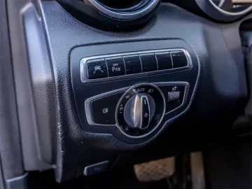 MERCEDES-BENZ C 220d BlueTEC 7G-TRONIC Avantgarde 170cp