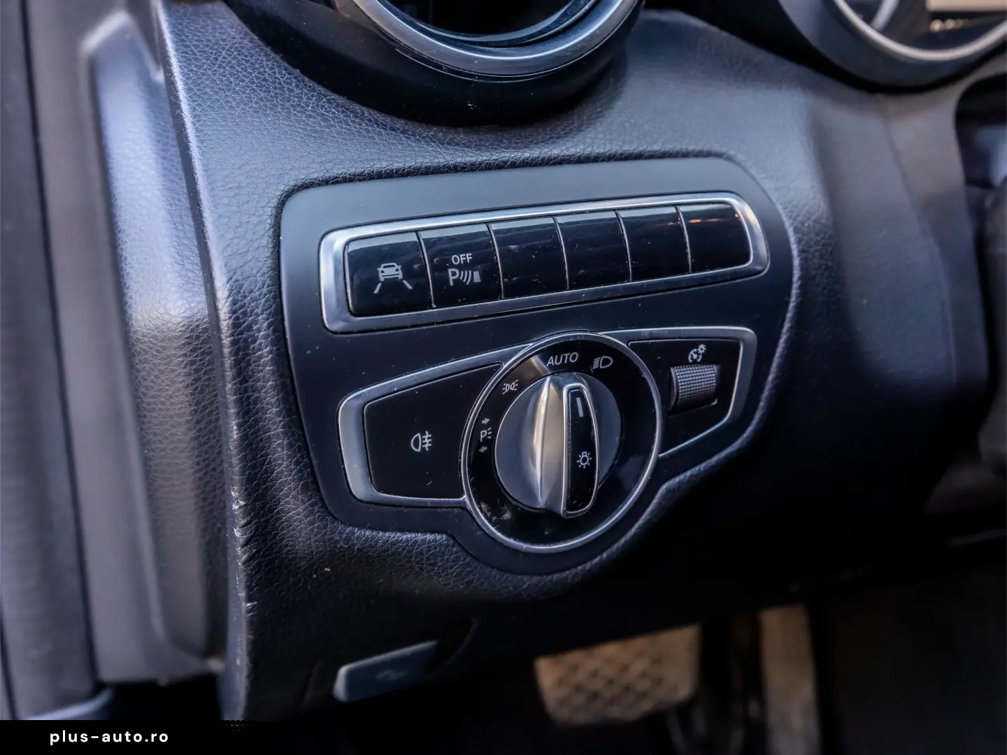 MERCEDES-BENZ C 220d BlueTEC 7G-TRONIC Avantgarde 170cp