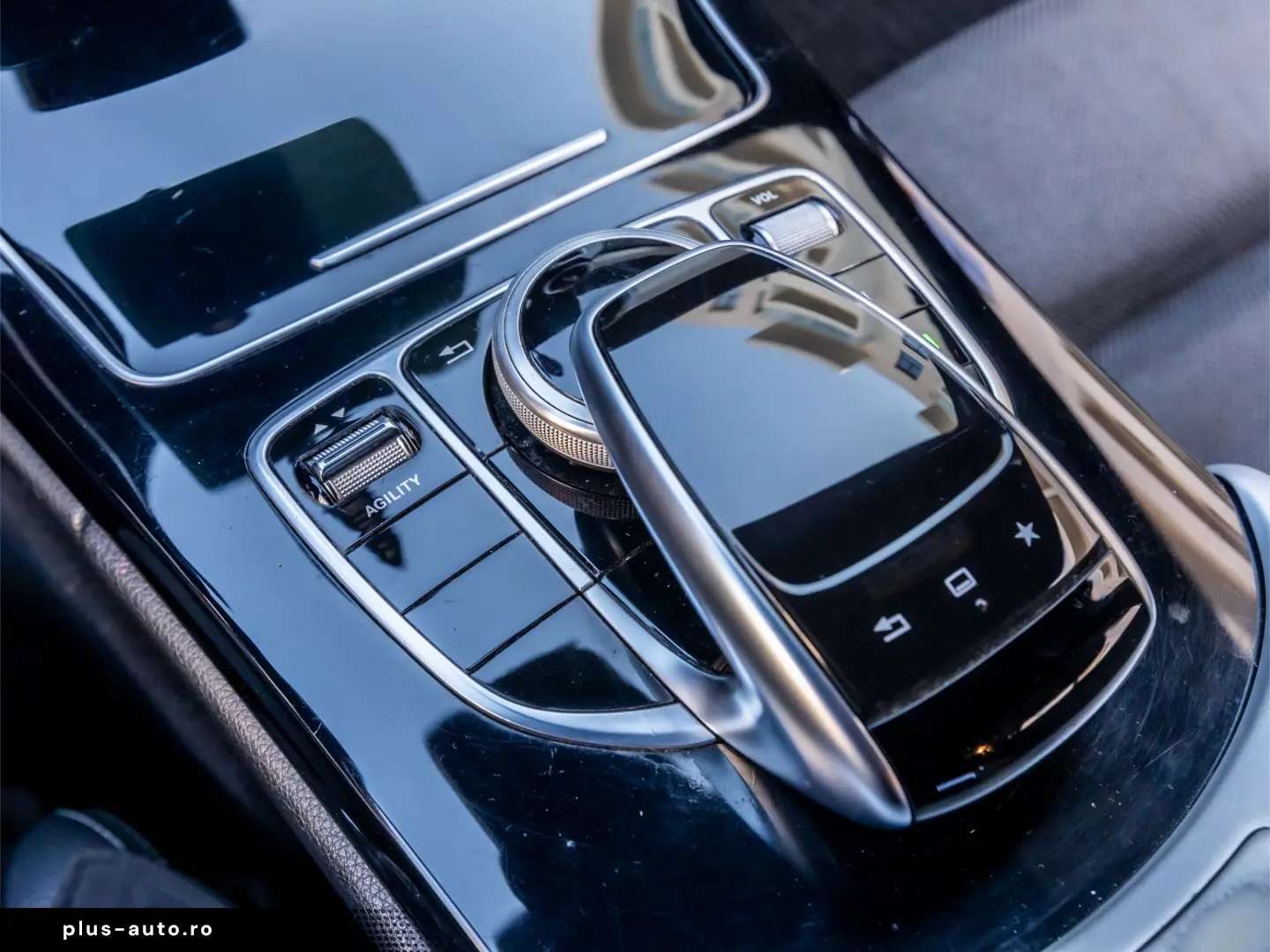 MERCEDES-BENZ C 220d BlueTEC 7G-TRONIC Avantgarde 170cp