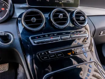 MERCEDES-BENZ C 220d BlueTEC 7G-TRONIC Avantgarde 170cp