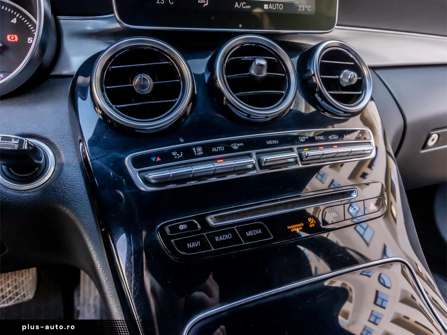 MERCEDES-BENZ C 220d BlueTEC 7G-TRONIC Avantgarde 170cp