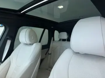 BMW X5 xDrive 40d M-Sport HiFi DAB Pano Navi Leder A