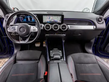 MERCEDES-BENZ GLB 200 4MATIC AMG Line 163CP 8G-DCT 2022