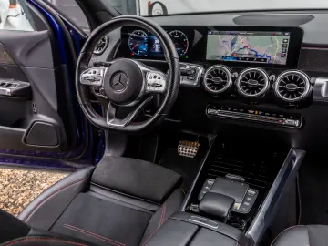 MERCEDES-BENZ GLB 200 4MATIC AMG Line 163CP 8G-DCT 2022