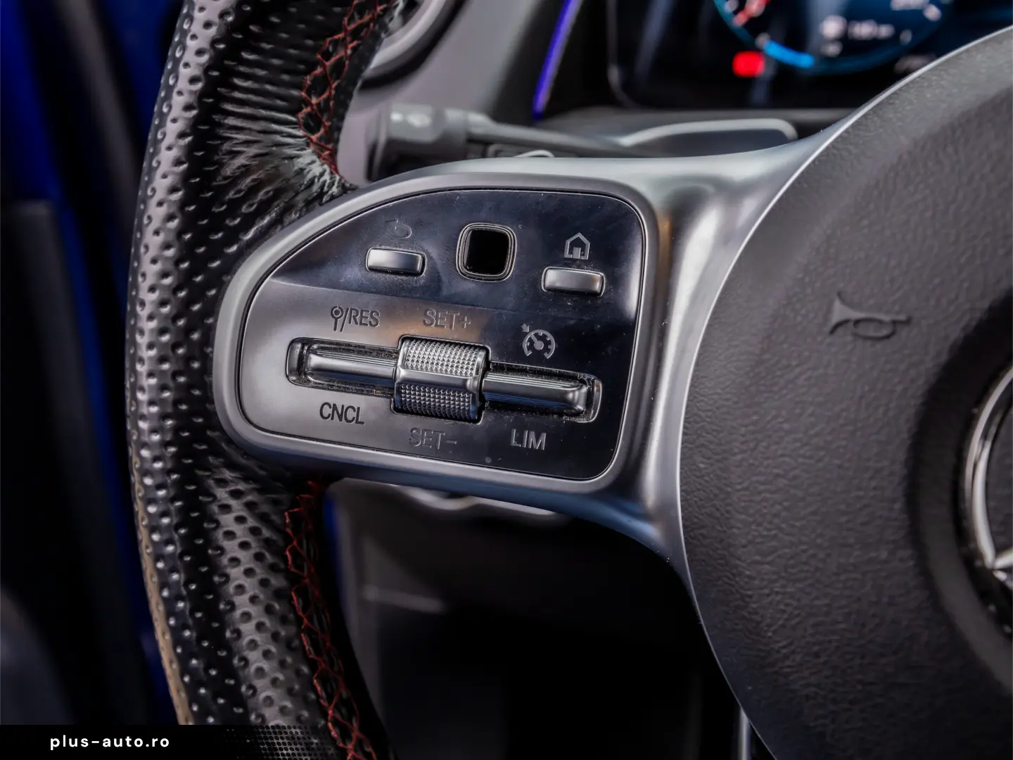 MERCEDES-BENZ GLB 200 4MATIC AMG Line 163CP 8G-DCT 2022