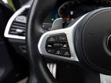 BMW X5 xDrive 40d M-Sport PANO HUD 360  LASER LED