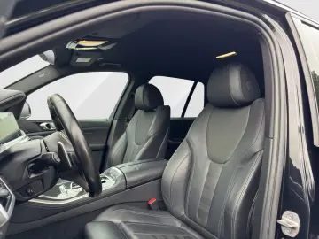 BMW X5 xDrive40d M Sport   AHK   Laser   Standhz.