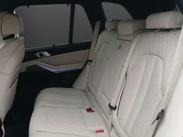 BMW X5 xDrive40d M-SPORT LED NAVI STANDH 360  20