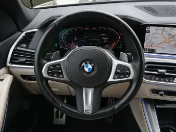BMW X5 xDrive40d M-SPORT LED NAVI STANDH 360  20