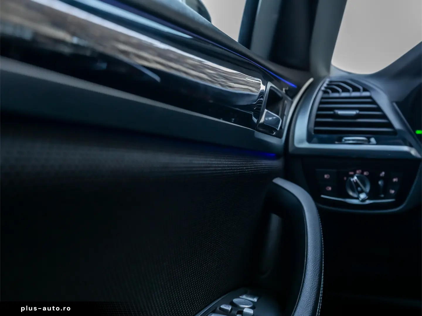 BMW G01 X3 2.0D    X-DRIVE    190cp    2020.02