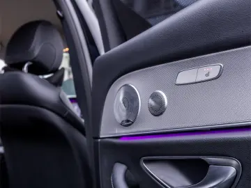 MERCEDES-BENZ E 220 D    4MATIC    194 cp    Avantgarde