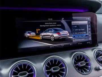 MERCEDES-BENZ E 220 D    4MATIC    194 cp    Avantgarde