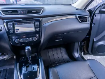 Nissan X-Trail Tekna Xtronic Automata 1.6 dCi 130cp