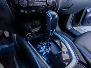 Nissan X-Trail Tekna Xtronic Automata 1.6 dCi 130cp