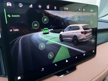 SKODA SUPERB COMBI L&K 4x4 SUITE VOLL GARANTIE-06 2029