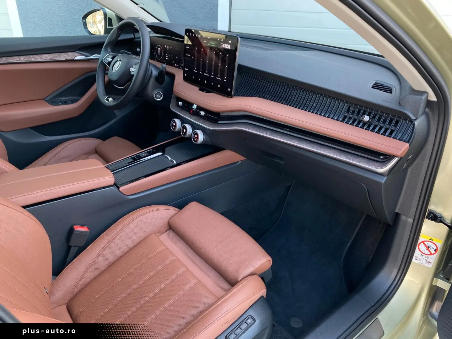 SKODA SUPERB COMBI L&K 4x4 SUITE VOLL GARANTIE-06 2029