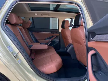 SKODA SUPERB COMBI L&K 4x4 SUITE VOLL GARANTIE-06 2029