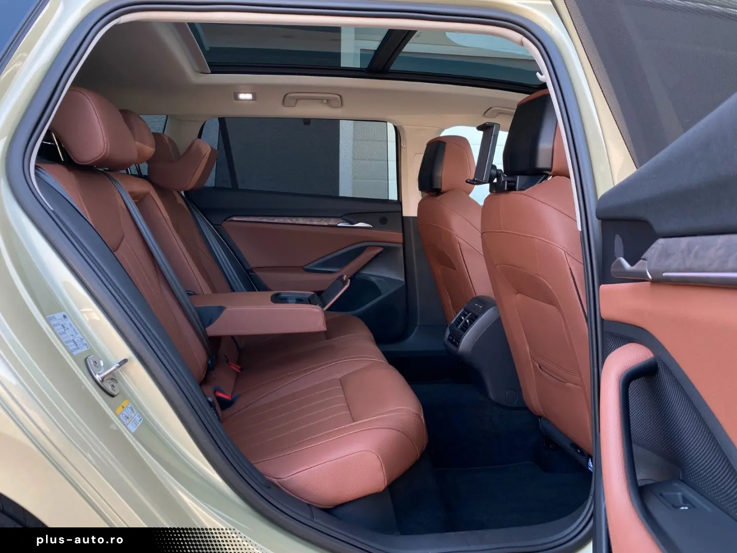 SKODA SUPERB COMBI L&K 4x4 SUITE VOLL GARANTIE-06 2029