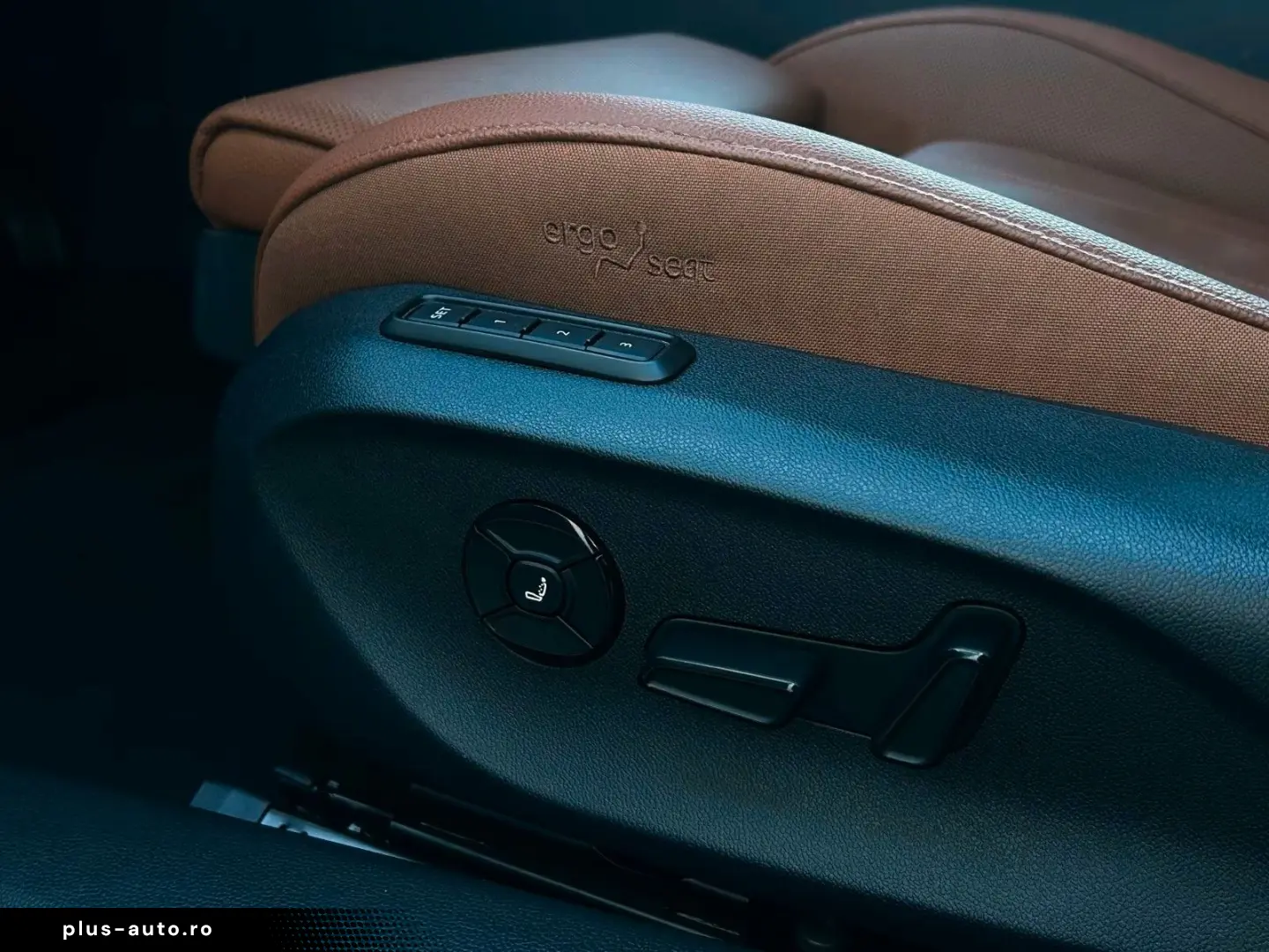 SKODA SUPERB COMBI L&K 4x4 SUITE VOLL GARANTIE-06 2029