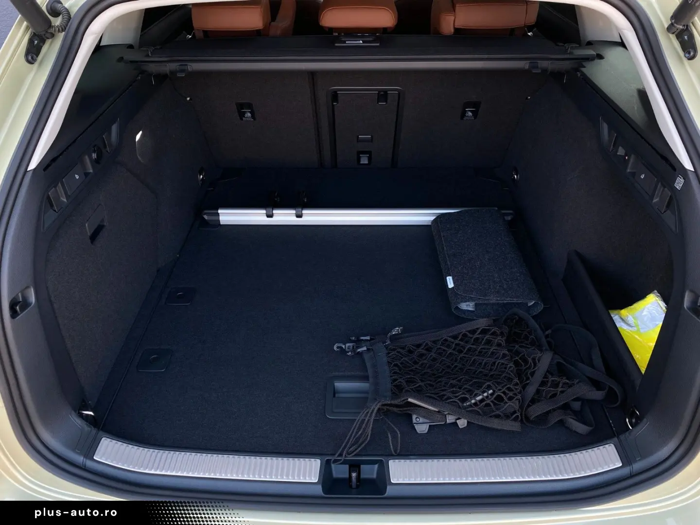 SKODA SUPERB COMBI L&K 4x4 SUITE VOLL GARANTIE-06 2029