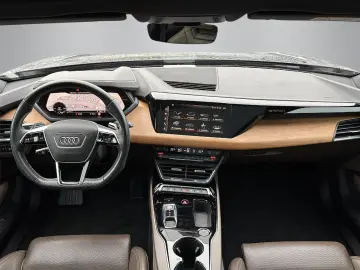 AUDI e-tron GT quattro  DYNAMIK 360  OPTIK HUD MATRIX