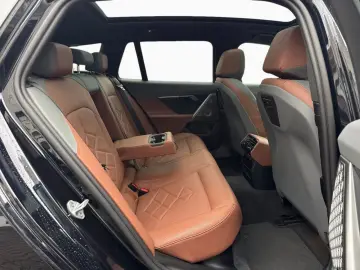 BMW 540d xDrive M-Sport Pano StHz DA-Pro PA  B&W 20