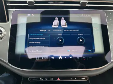 MERCEDES-BENZ E450d 4M AMG Night Premium -HUD-Pano-Softcl