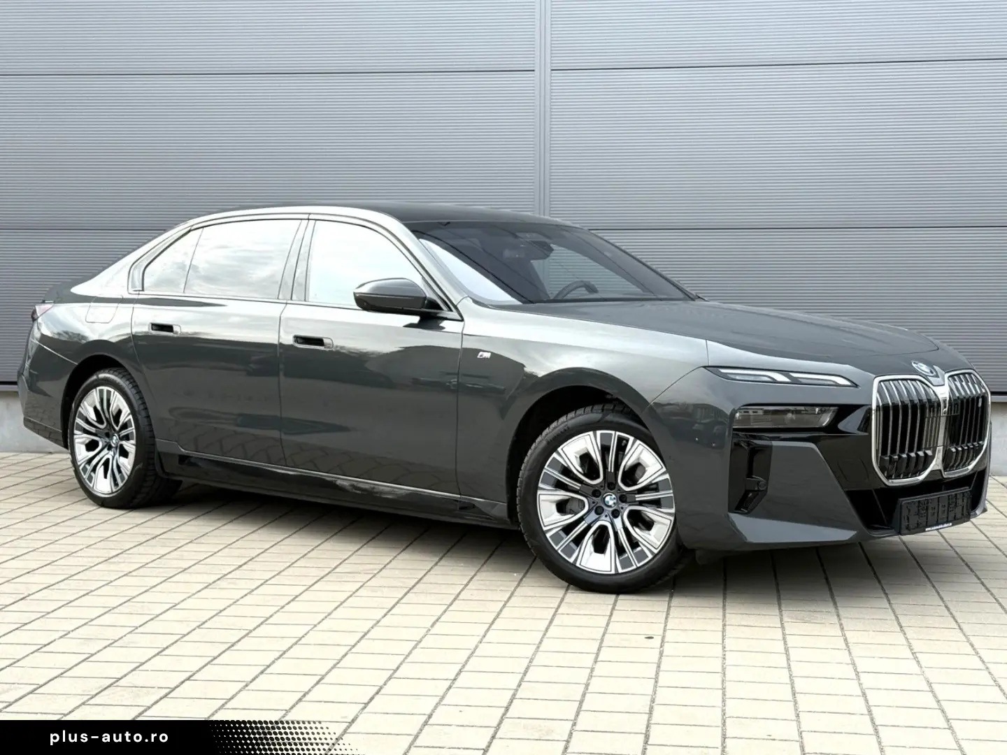 BMW i7 xDrive 60 M Sport Integral B&W Lounge Seating