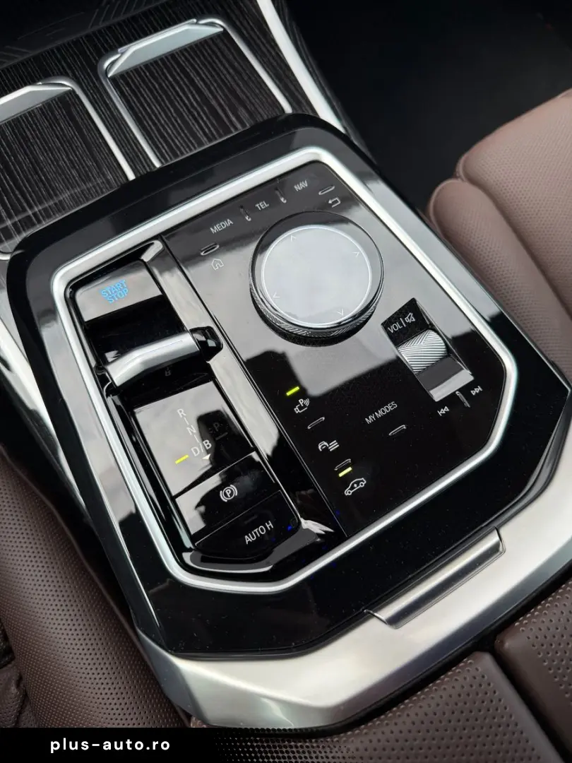 BMW i7 xDrive 60 M Sport Integral B&W Lounge Seating