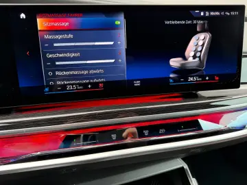 BMW i7 xDrive 60 M Sport Integral B&W Lounge Seating