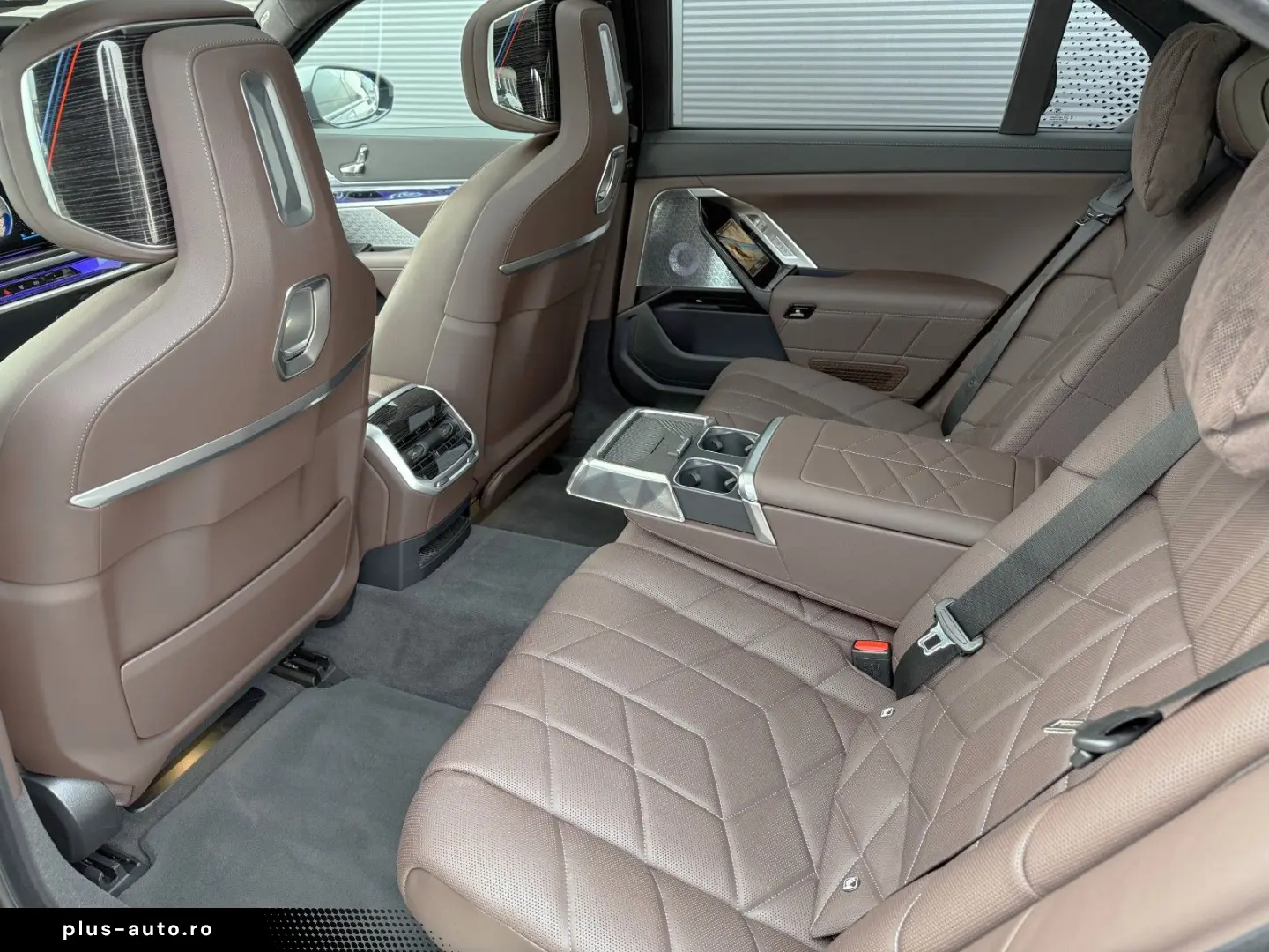 BMW i7 xDrive 60 M Sport Integral B&W Lounge Seating