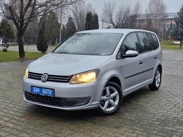 VW Touran 7 locuri 2011 1.6 TDI 105 CP euro 5